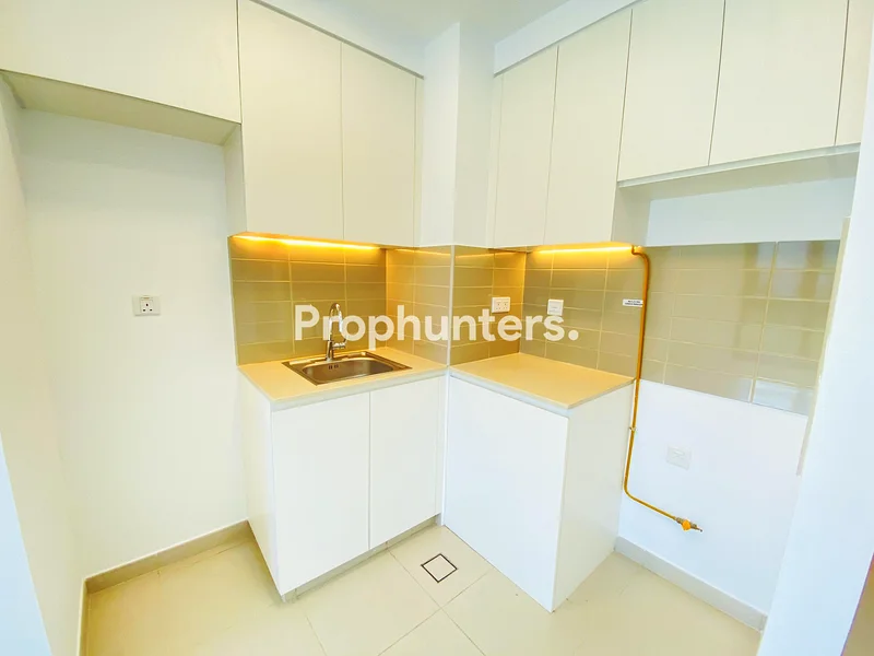 Open View | Ready to Move | Vacant Studio63951549449731111