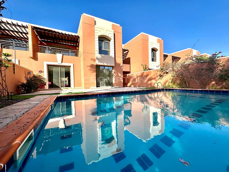Exceptional | Private Pool | Spacious | Vacant634034017571861110