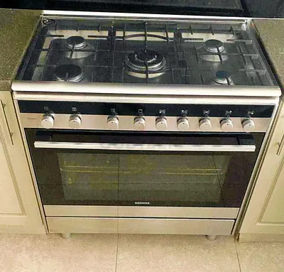 Siemens 5 Burner Italian Engineering Gas Cooker 90 by 60 cm premium latest version