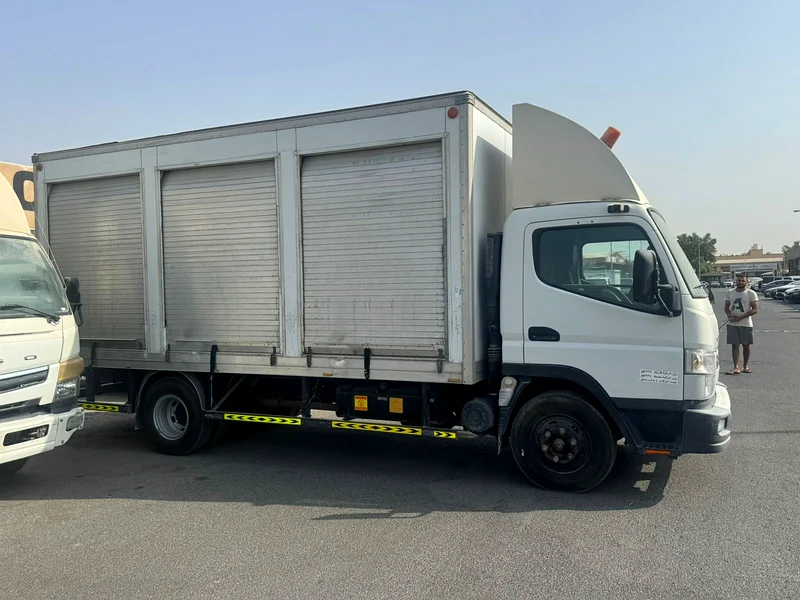 Mitsubishi Canter 202063398584148609111