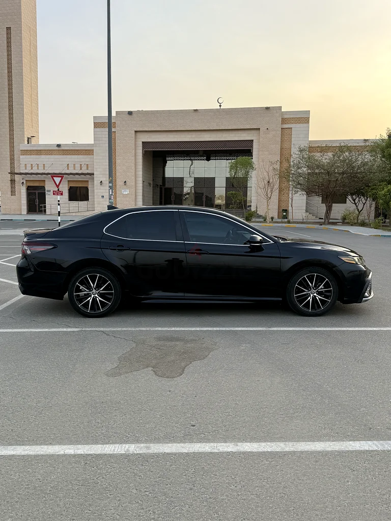 Toyota Camry63401309137665114