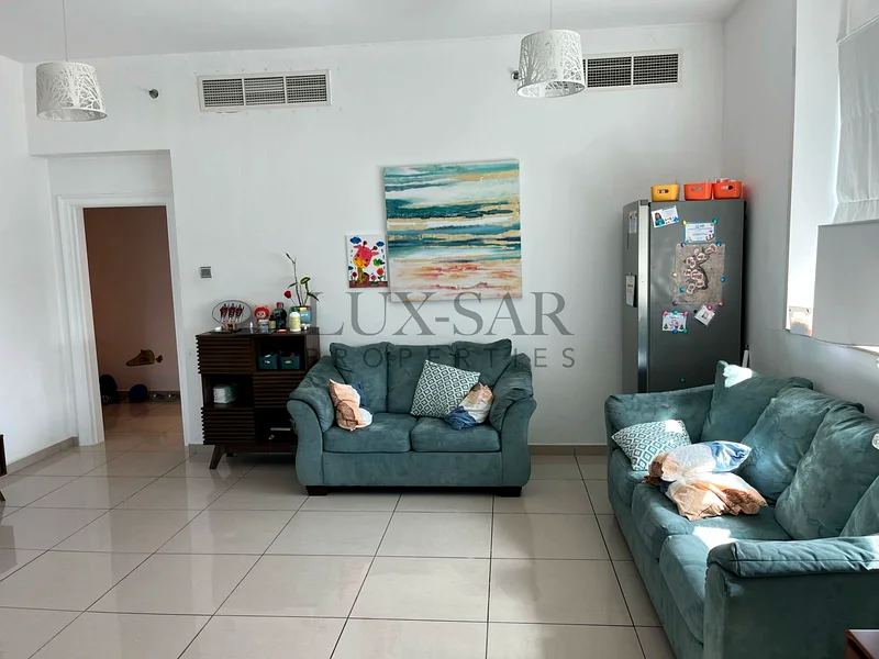شاغرة | مطبخ مغلق | إطلالة على المرسى64038055667971111