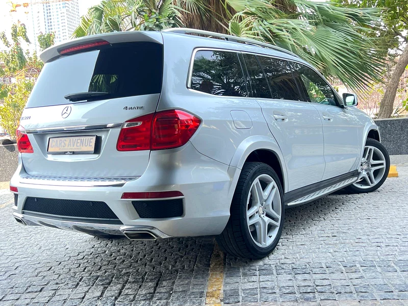1 YEAR WARRANTY | 360 Camera | Lane Assist  More | Mercedes-Benz GL 500 Top of the line63399919736705111