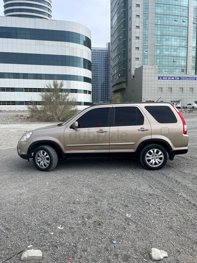 سيارة بأربع أسطوانات، حالة ممتازة، بجميع الخيارات، سيارة جيدة جداً. إطارات جديدة بالكامل، ضمان لمدة سنة واحدة.63398539772929113