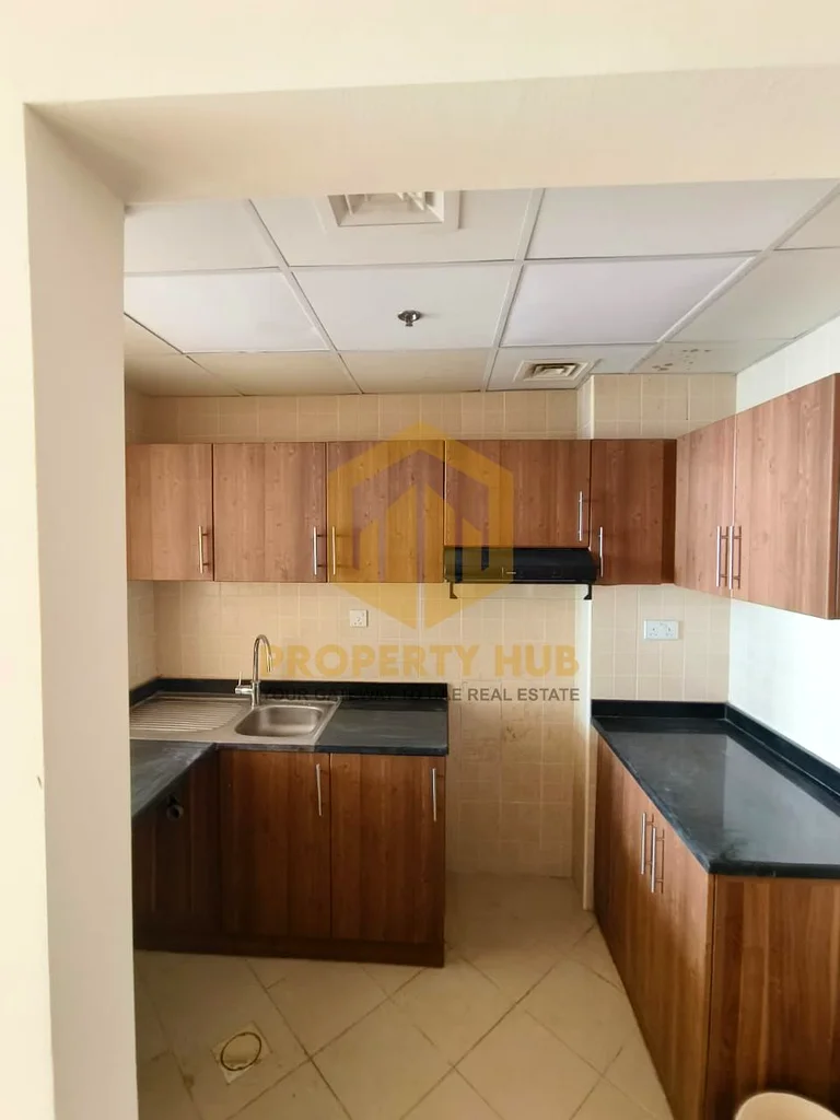 شقة بغرفة نوم واحدة مع موقف سيارات متاحة للبيع في أبراج عجمان وان63889910343553111