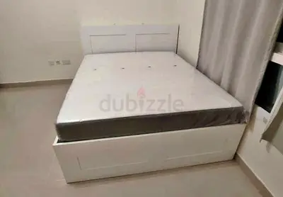 IKEA brimness queen 160×200cm bed with headboard+ 4 storage drawers underneath