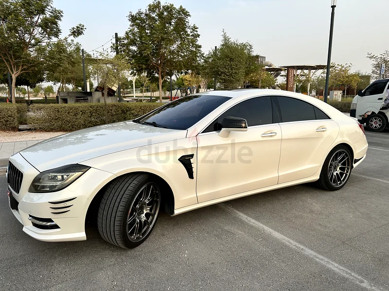 مرسيدس بنز CLS 35063399927688705111