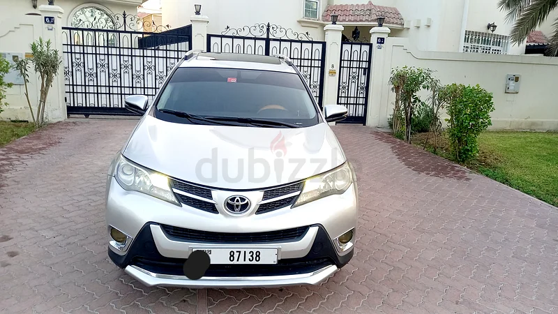 Toyota Rav4 VXR Top 2015 Model No1 Option Sunroof leather Seats  fully Automatic GCC family used63401305476353112
