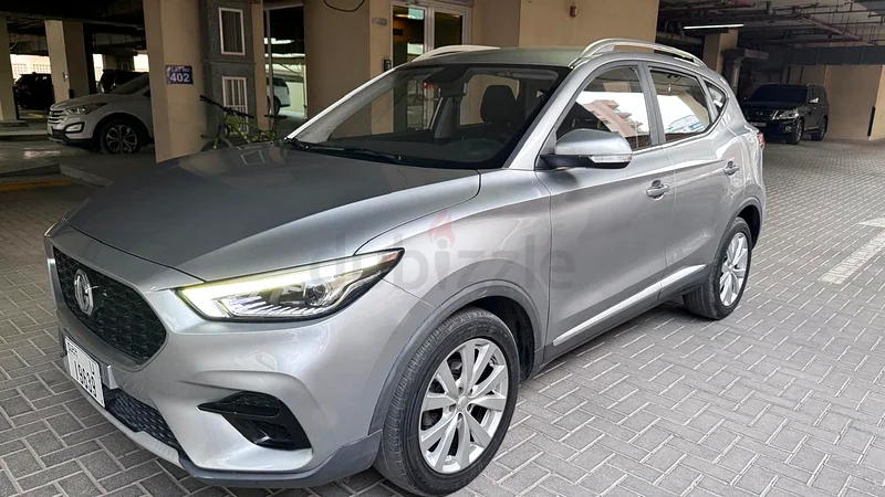 MG ZS 2023 flood-free, lady driven63398493495043111