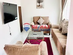 LUXURIOUS TOWNHOUSE | FULLY FURNISHED I VACANT