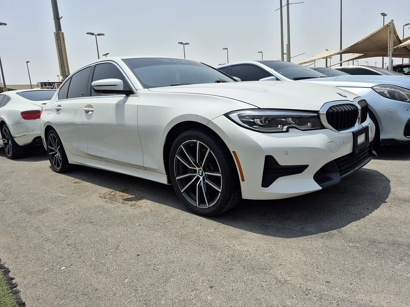 سيارة BMW 330i لعام 2020 بمواصفات أمريكية، بجميع الخيارات، حالتها جيدة جداً، وتم صيانتها بشكل جيد63227777572610114