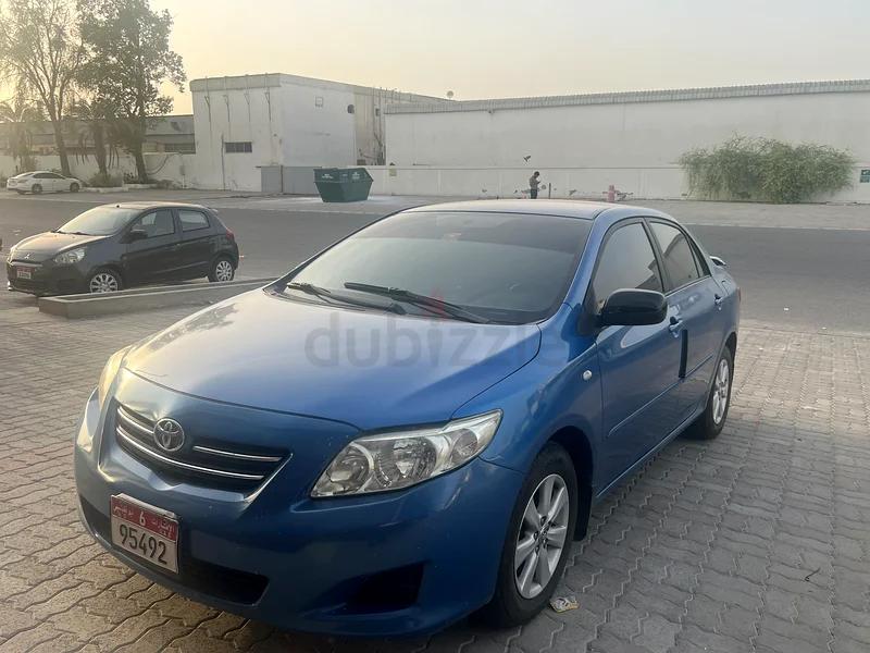 تويوتا كورولا بحالة جيدة للبيع63401306069889112