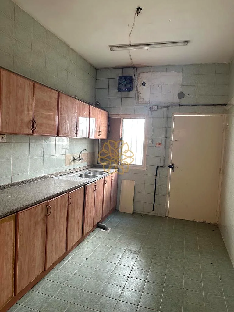 Prime location 4-bedroom villa near school area, 85k63405131774466111