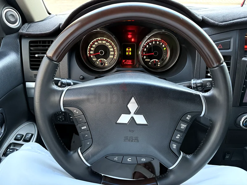 Mitsubishi Pajero COPY sports 2013 Free Accident63398577437827114