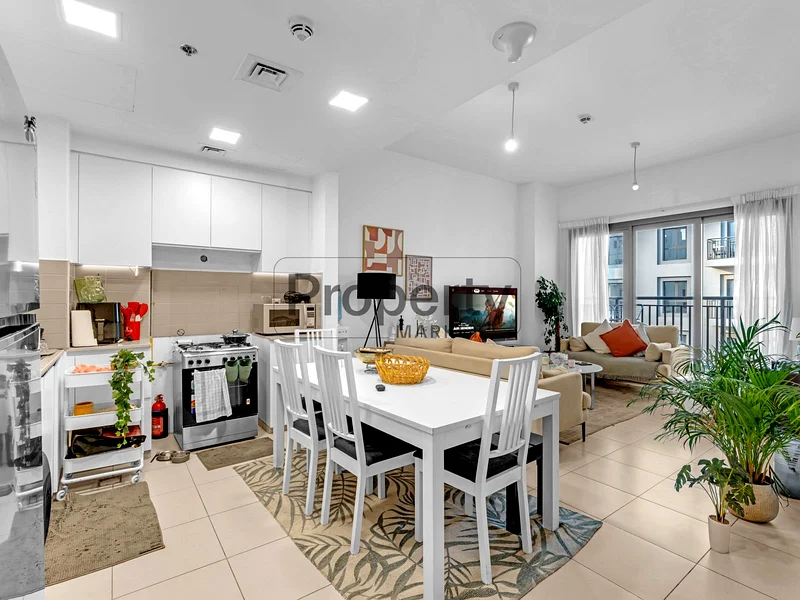 Well-Maintained | High Floor | Balcony | Tenanted63951549423873113