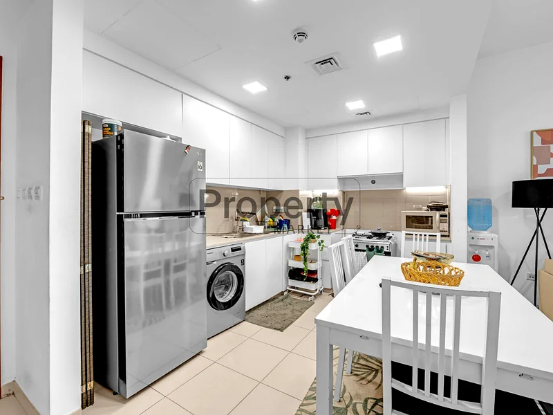 Well-Maintained | High Floor | Balcony | Tenanted63951549423873114