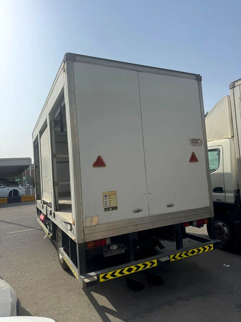 Mitsubishi Canter 202063398584148609113
