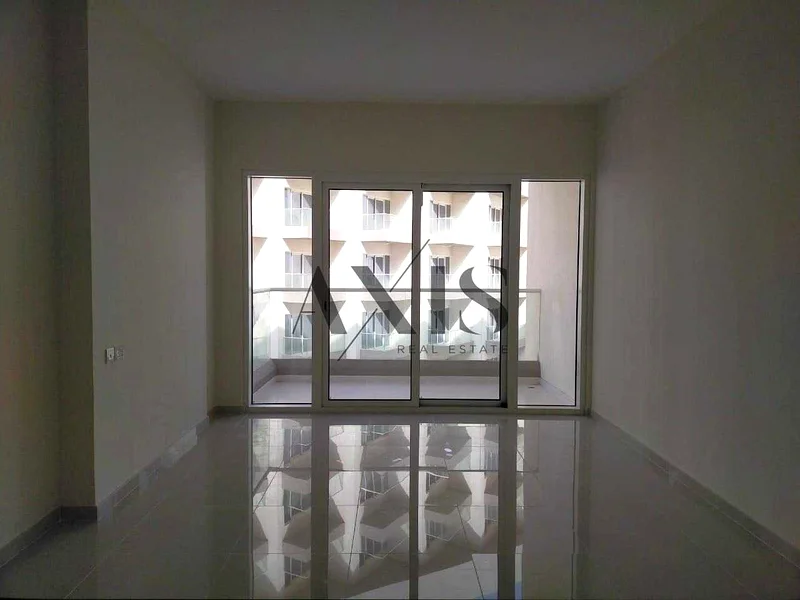 Unfurnished I 1BR Apt I Pool View64005440100482110