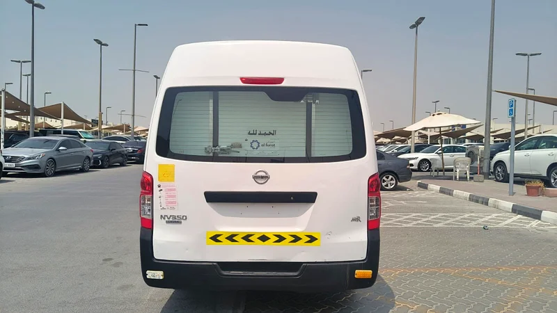 Nissan URVAN63399981798274114