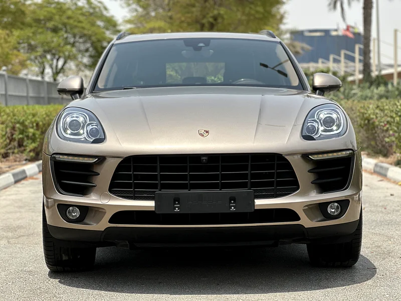 Porsche Macan 2018 / GCC - Single Owner - Perfect Condition - Full Options /63398652812418111