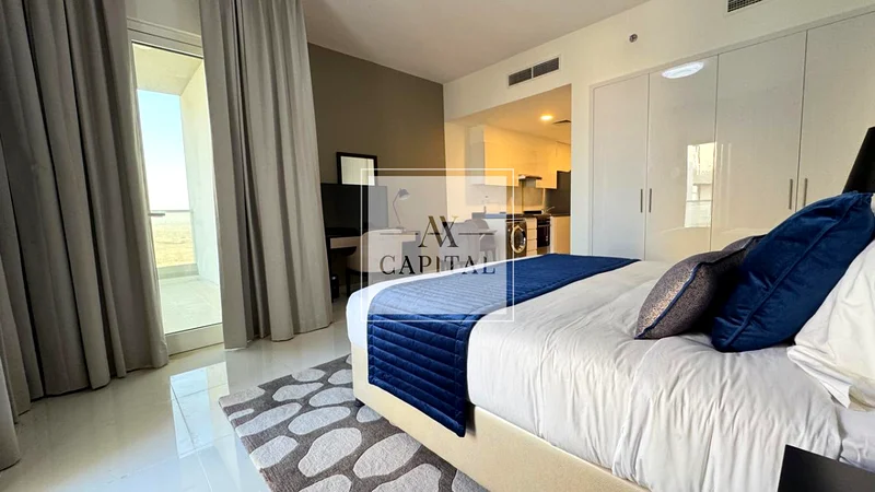 Spacious Huge Studio | 2 Balconies | New | Vacant64005978885378114