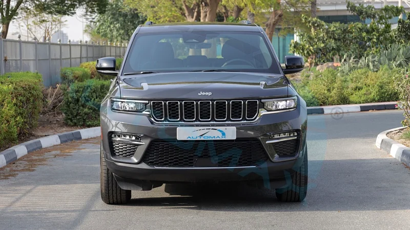 (4-Year Warranty or 100,000 km at Official Dealer) 2024 JEEP GRAND CHEROKEE LAREDO 4WD GCC 0Km63398604910465113