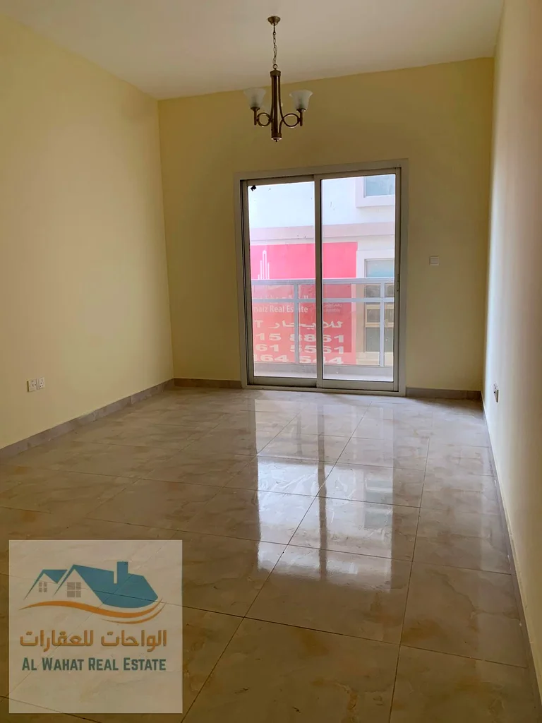 🏢 للإيجار السنوي: شقة بغرفة نوم واحدة في عجمان - الجرف 2 📍 الموقع: الجرف 2 - بالقرب من محكمة عجمان، موقع مميز مع سهولة الوصول إلى جميع الخدمات والمرافق.63714729671553111