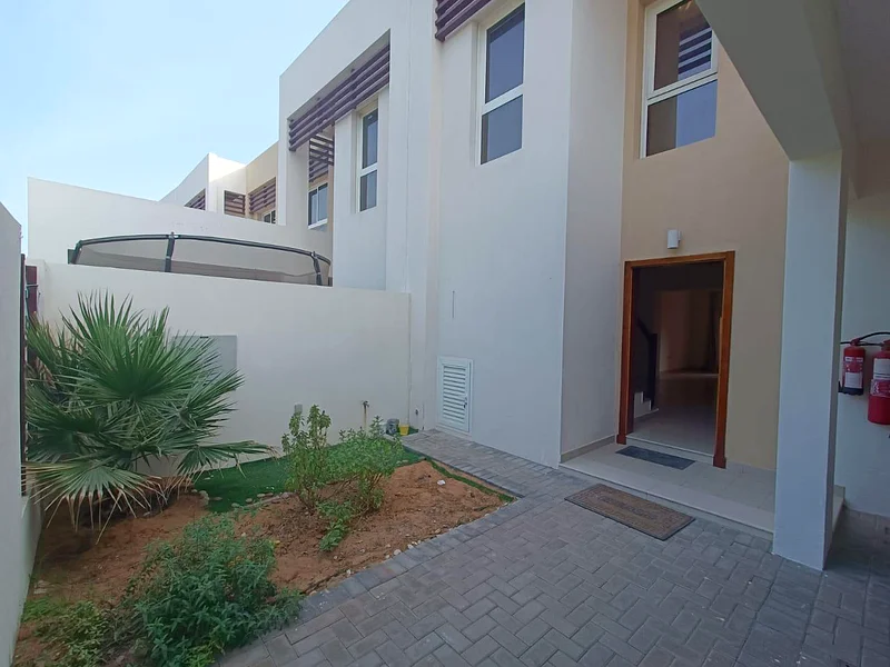 Luxurious 3-Bedroom Villa in Flamingo II, Mina Al Arab63860580126849111