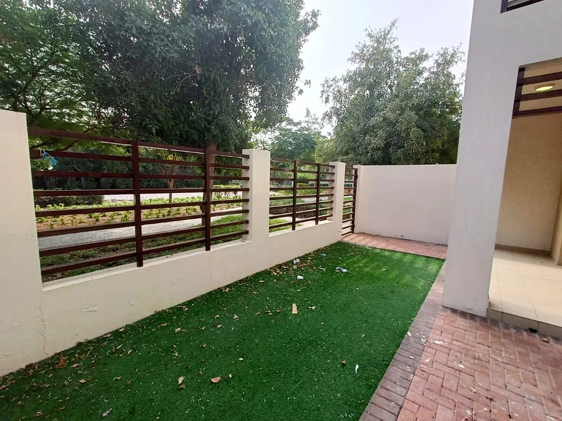 Luxurious 3-Bedroom Villa in Flamingo II, Mina Al Arab63860580126849114