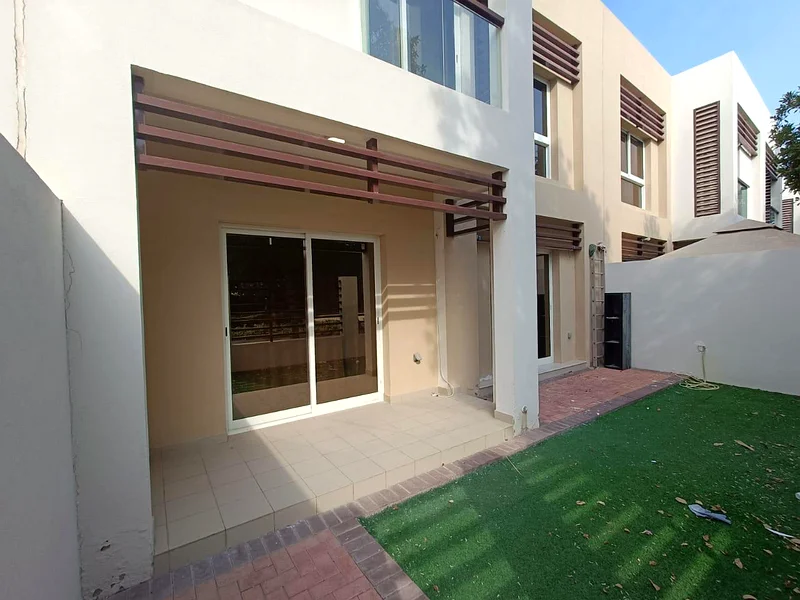 Luxurious 3-Bedroom Villa in Flamingo II, Mina Al Arab63860580126849113