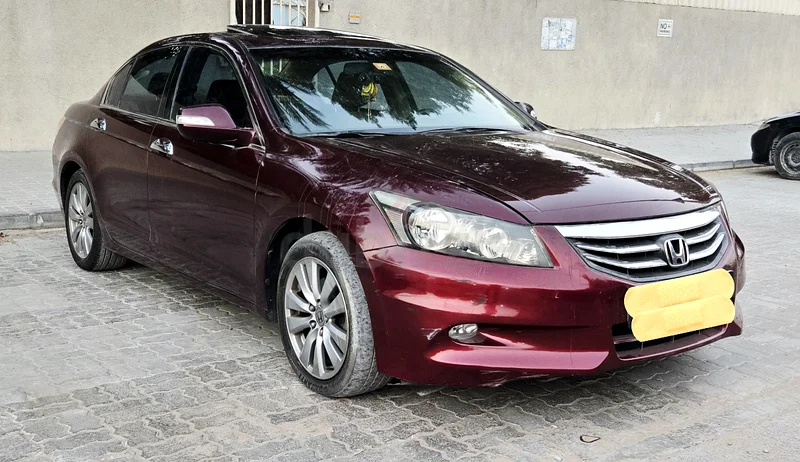 HONDA ACCORD Model 2011 GCC SPECS TOP OF THE ARRANGE VERY CLEAN GOOD CONDITION63398543259139112