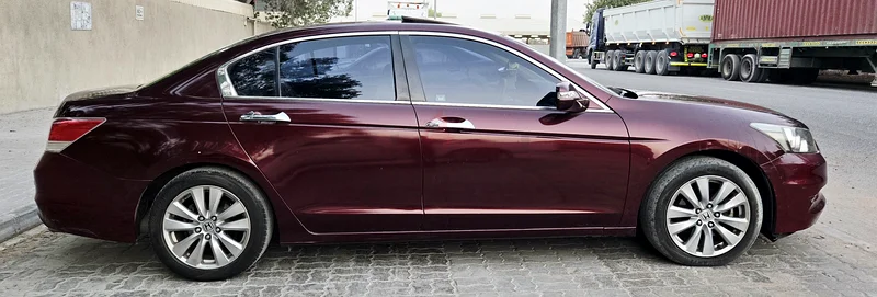 HONDA ACCORD Model 2011 GCC SPECS TOP OF THE ARRANGE VERY CLEAN GOOD CONDITION63398543259139113