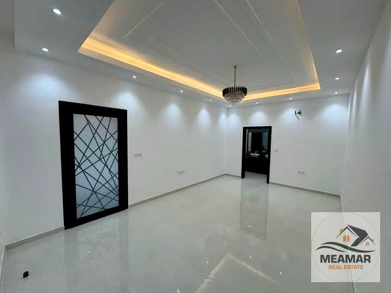 فيلا شاسعة مكونة من 5 غرف نوم في الحيلو 2 للبيع63909223551619112