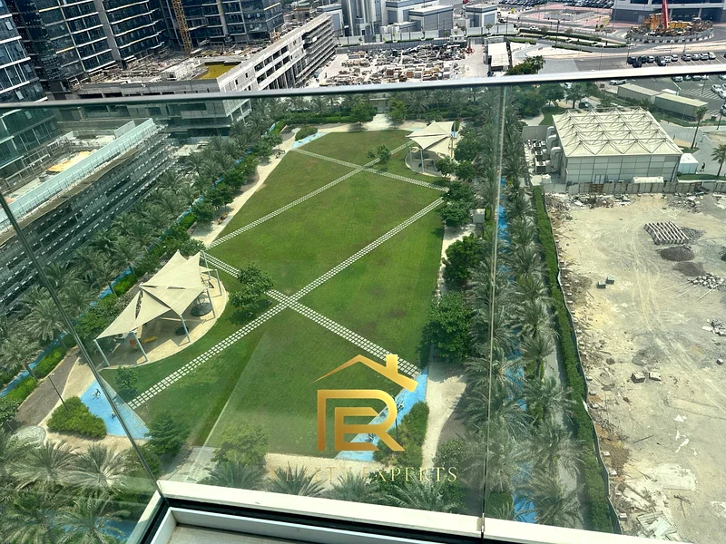 burj view amzing layout /next to metro /unfurnished /1bhk63922512605441110