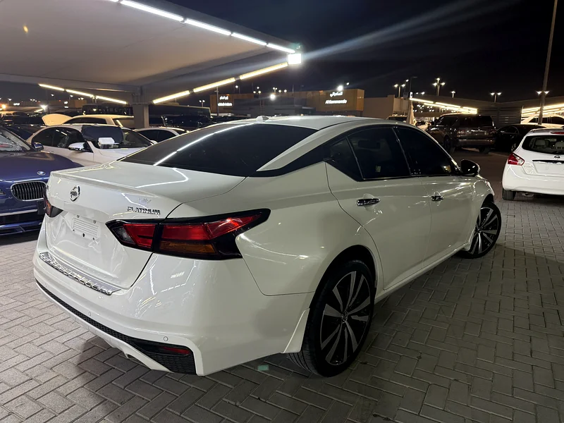 Nissan Altima 2020 Platinum (VCC Paper!)63399972596227114