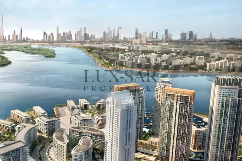 Spacious Corner Unit | Park View | Waterfront Living64026744181633114