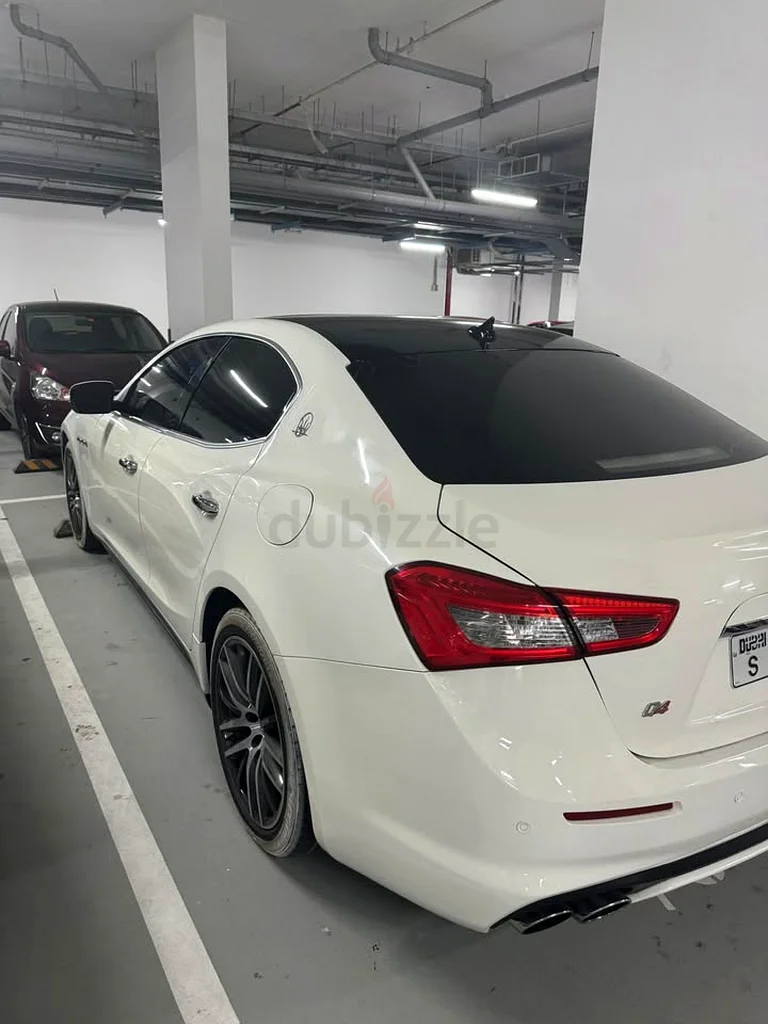 2016 GHIBLI S Q4 CLEAN CAR63398485608707114