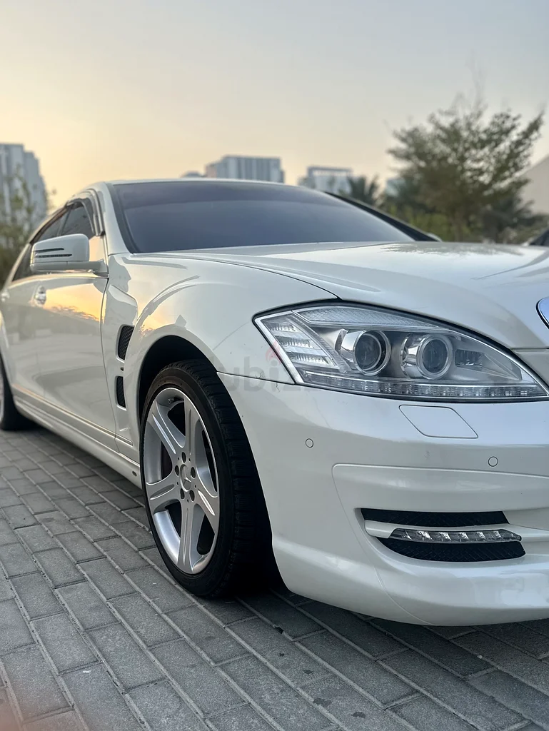 Mercedes-Benz S500 L (White Pearl - Clean Title)63403202720385114