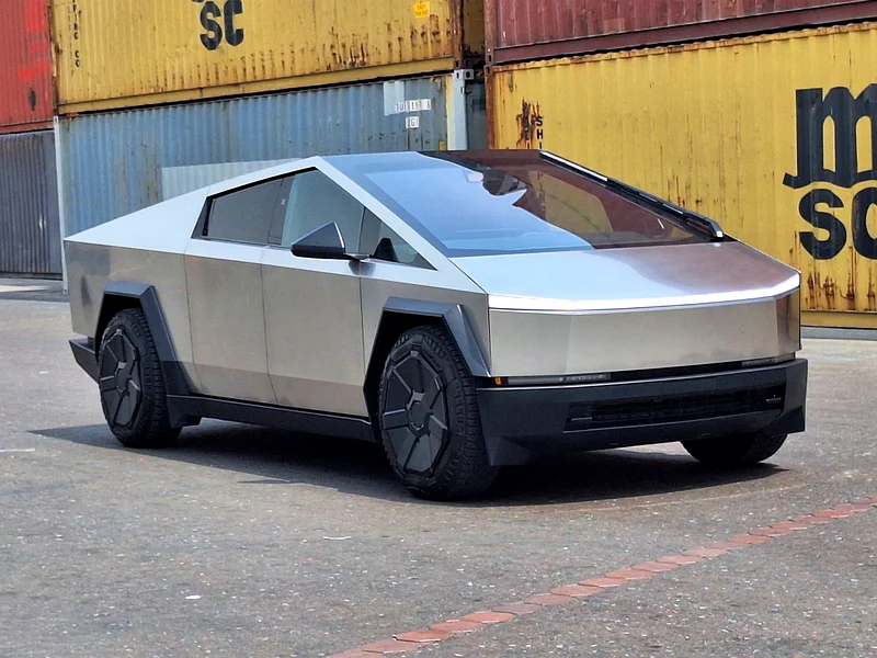 2024 TESLA CYBERTRUCK CYBERBEAST 3 MOTOR63398504988546112