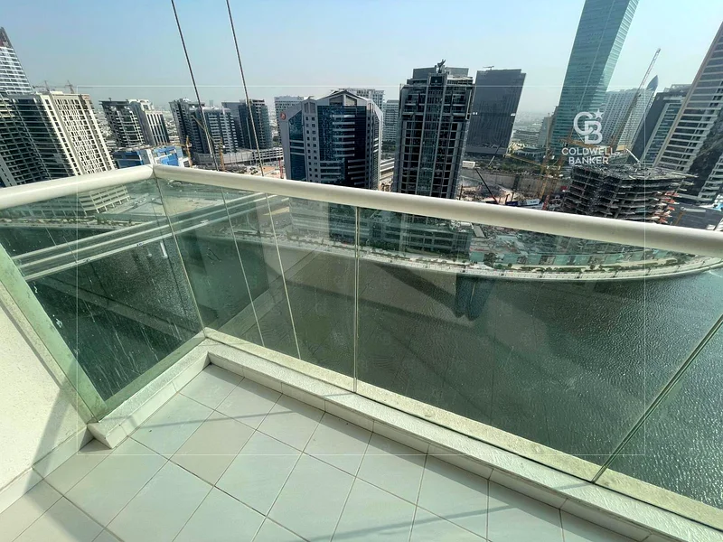 منظر قناة كامل | طابق عالي | مفروش63795425067138114