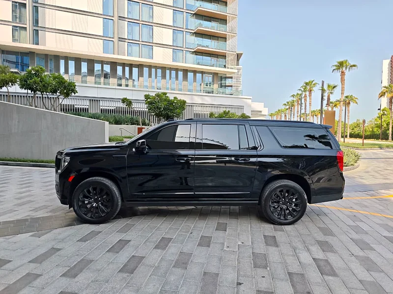 2023 GMC Yukon Denali - Top of the Range - Under Warranty and Service Contract - Bank Financing Available63398503349122112