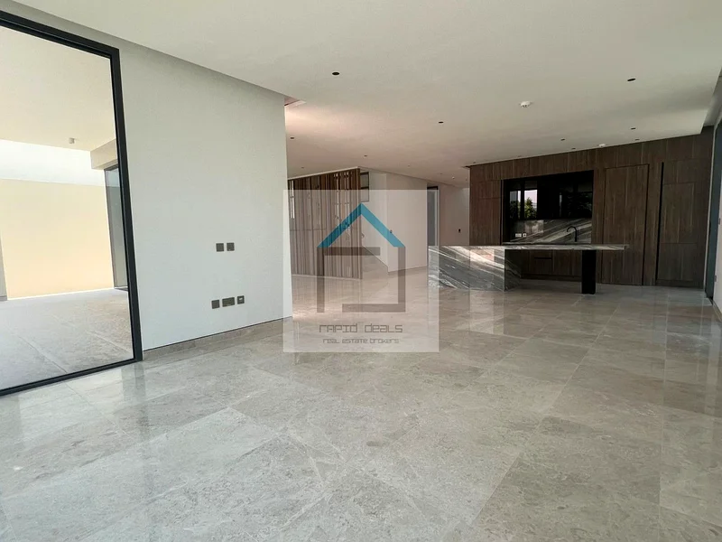 Generous-sized 5BR+M Large Villa - Type A - Brand New63930886520962111