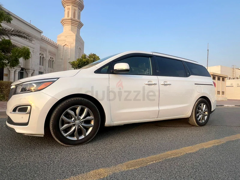 KIA Sedona, fresh import, original airbag, leather seats.63406920387841111
