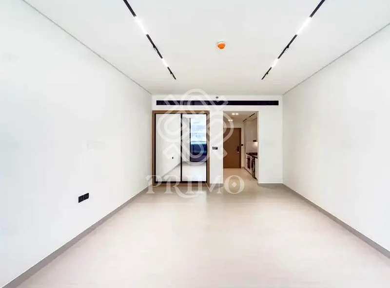 Modern Studio | Unfurnished | Prime Location63793904486914110