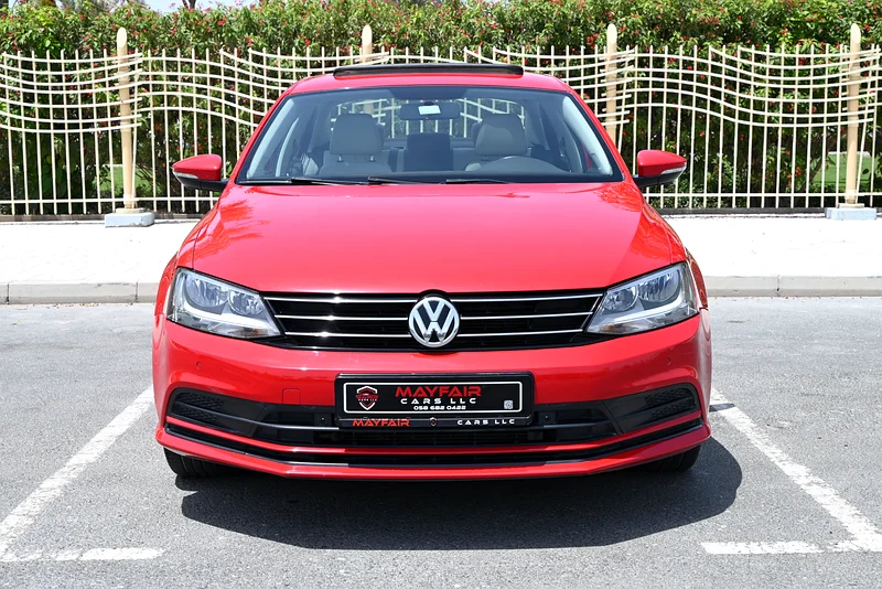 ACCIDENT FREE - VOLKSWAGEN JETTA TRENDLINE  2015 - 2.5L V4 FWD - GCC SPECS63398576968449111