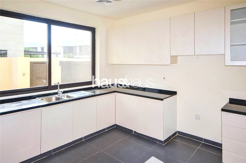 THH Type | Vacant | Near Park and Community Centre63971138289665111