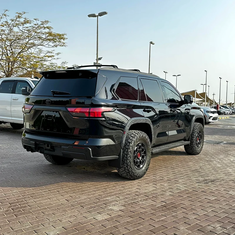 2023 Toyota Sequoia TRD PRO - Fully Loaded63402409423363113