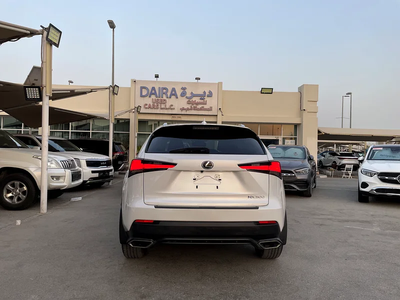 Lexus NX300 2L Turbo Full option63398635964291113