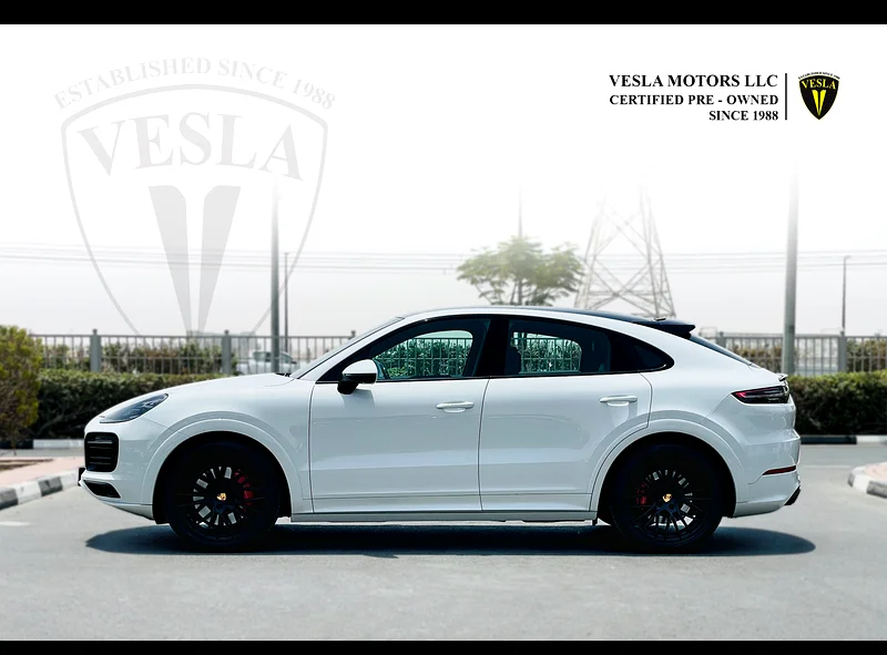 GCC / 2022 / GTS COUPE + V8 TURBO + RED INTERIOR + SPOILER + CHRONO PACK + FULL DRIVER ASSISTANCE63398657210882113