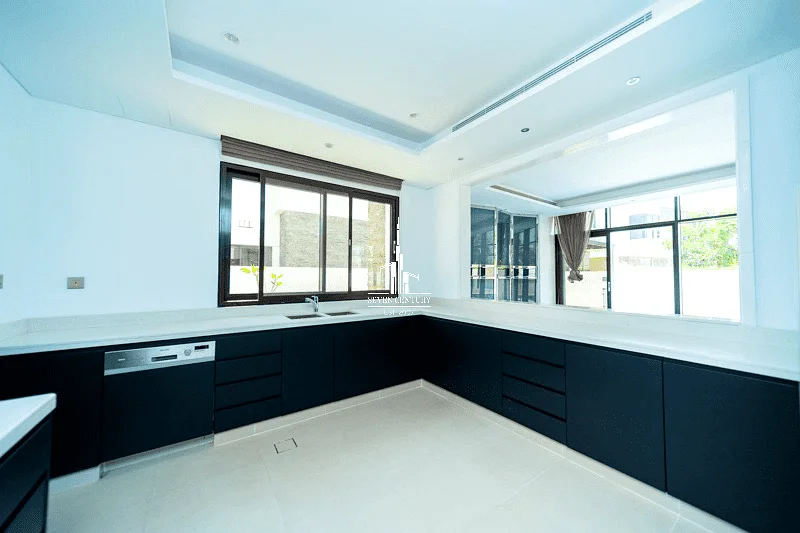 Private Pool | Single Row | Luxury Community63738297876611113